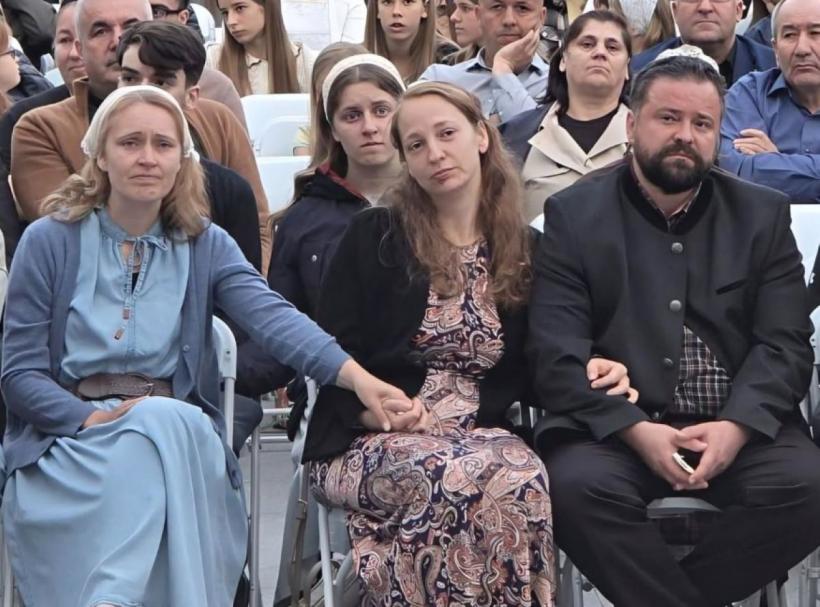 Familia Samson și lupta cu autoritățile suedeze: "Întoarcem oglinda spre ei, ca să-și vadă ororile și greșelile"