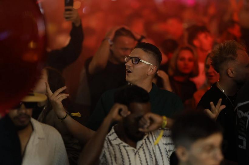 Zeci de mii de oameni au participat la Flight Festival 2026. Alfred Simonis: „Nu este un festival doar despre muzică” 19014595
