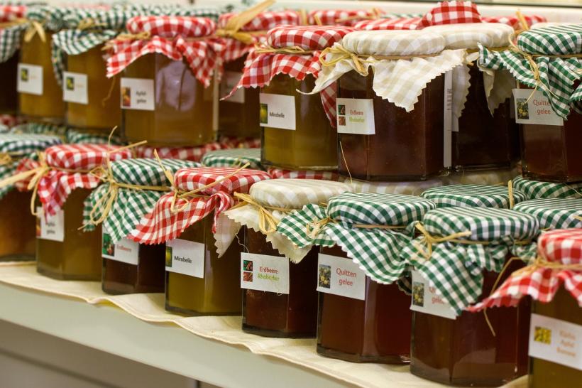 Rețete de sezon. Cum să prepari dulceață de coacăze negre
