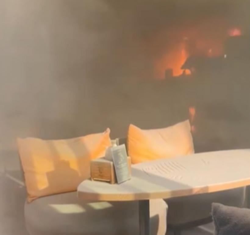 UPDATE Incendiu în Palas Campus din Iași. Zeci de persoane evacuate