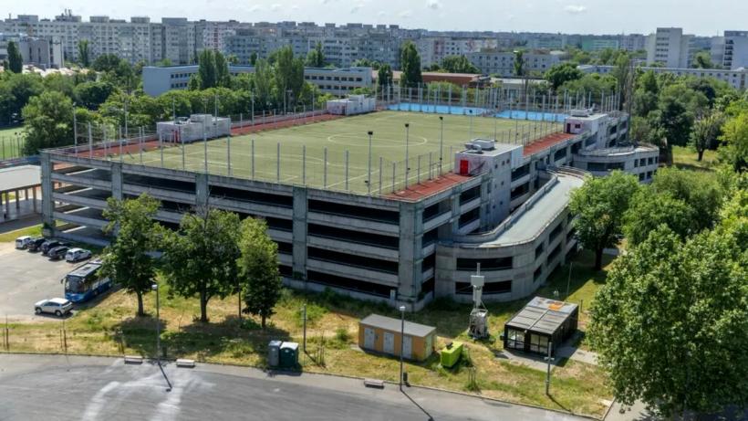 Se deschid două noi parcări gigant în București: Peste 1.700 de mașini scapă de lipsa spațiului