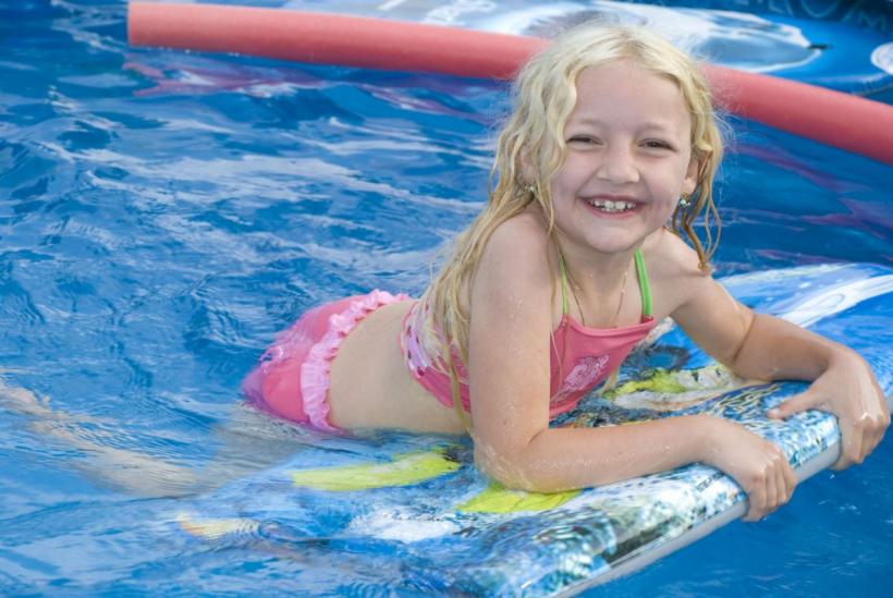 Atenție la piscină! Ce infecții poți contracta în timpul verii