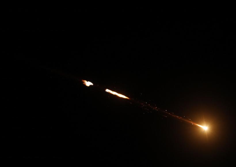 Reizbucnește războiul! Iran ripostează, lansând atacuri asupra mai multor ținte militare americane din Orientul Mijlociu