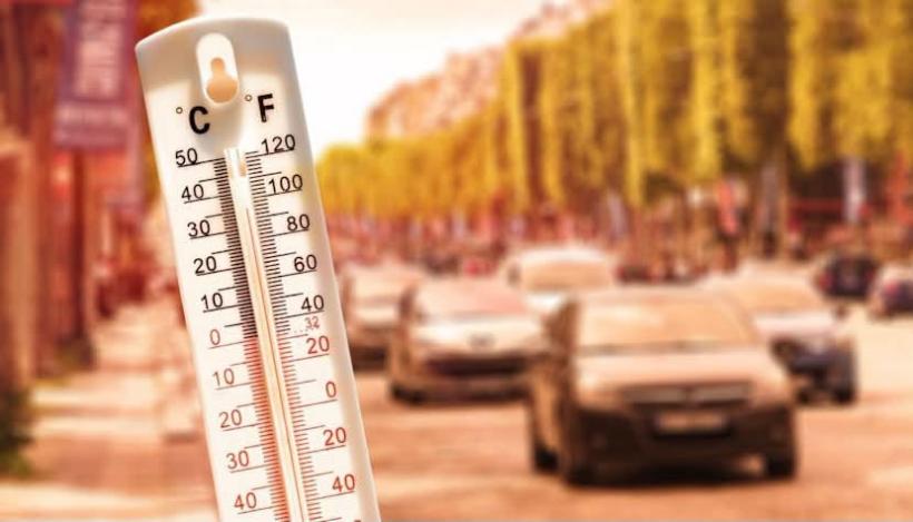Restricții de circulație din cauza caniculei în 35 de județe. Camioanele de peste 7,5 tone vor avea interdicție două zile la rând. Lista completă a zonelor afectate