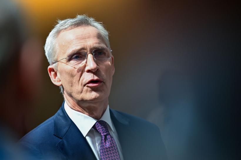 Stoltenberg îl contrazice pe Trump: Statele Unite depind de aliații din Europa