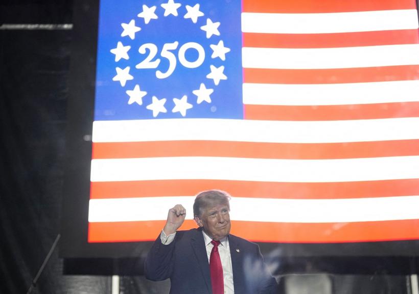 De la Casa Albă la tron. Trump reaprinde dezbaterea despre puterea absolută în America