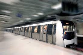 Staţia de metrou Piaţa Victoriei 2 este închisă temporar după ploile abundente