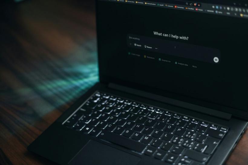 Dezvoltăm România Sustenabil: Educație digitală ca un antivirus uman