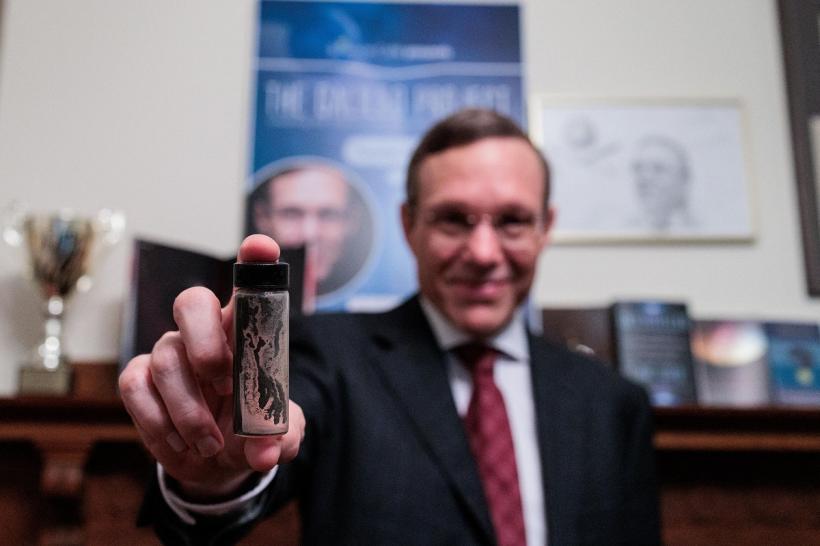 Un profesor care susține că extratereștrii ne-au vizitat, în fruntea noului consiliu OZN al lui Trump 19016314