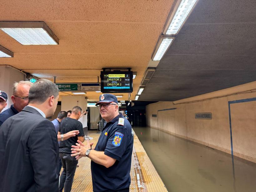 S-a reluat circulația metrourilor pe Magistrala 1, inclusiv în stația Piața Victoriei 1.  Stația Piața Victoriei 2 rămâne închisă 