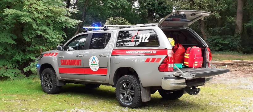 Mobilizare masivă în Călimani după ce un pasionat de adrenalină s-a răsturnat cu ATV-ul