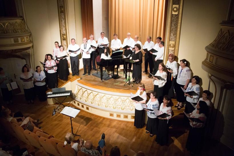Corul Pro Arte al Universității din București celebrează 50 de ani de existență printr-un concert aniversar la ARCUB 19016448