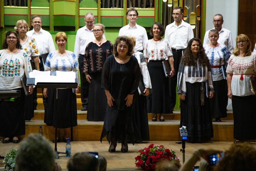 Corul Pro Arte al Universității din București celebrează 50 de ani de existență printr-un concert aniversar la ARCUB 19016449