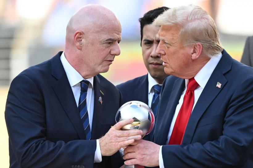 Donald Trump, în centrul unui scandal fără precedent la Cupa Mondială 2026. Un telefon către șeful FIFA a schimbat regulamentul și a provocat o revoltă internațională