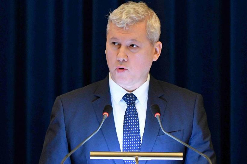 Ministrul Reformei și-a declarat două sinecuri. Clarviziune: s-a raportat o achiziție din 2028!