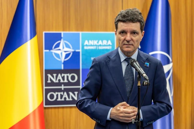 Nicușor Dan pleacă la Kiev pentru a discuta cu Zelenski despre explozia dronei din Portul Constanța