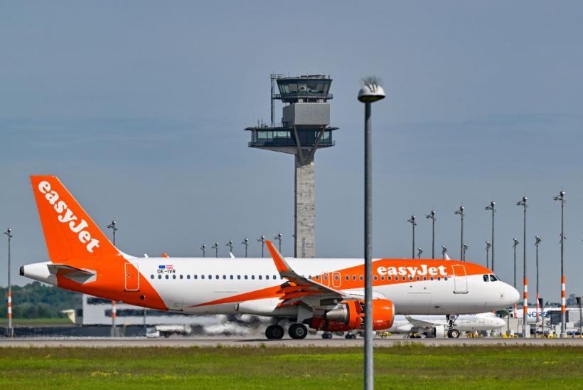 easyJet, în centrul unui război al ofertelor: gigantul american Apollo depășește rivalul cu o sumă uriașă