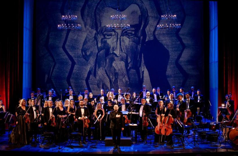 Orchestra Operei Naționale București, dirijată de Daniel Jinga, pe scena unde cântă marile orchestre ale lumii: concert la Ravello Festival pe 12 iulie. Solistul concertului, Alexandru Tomescu și vioara Stradivarius 19017284