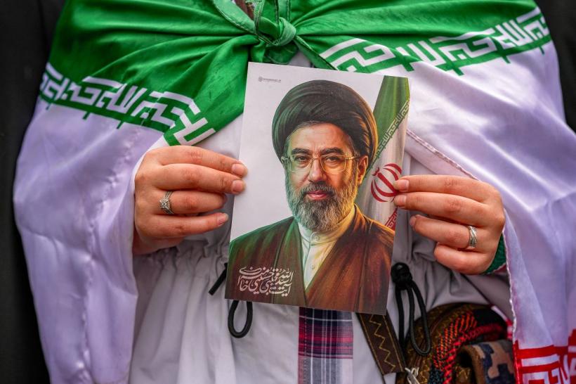 Ayatollahul Mojtaba Khamenei face o promisiune cutremurătoare: „Ne angajăm să răzbunăm sângele liderului martir.." 19017702