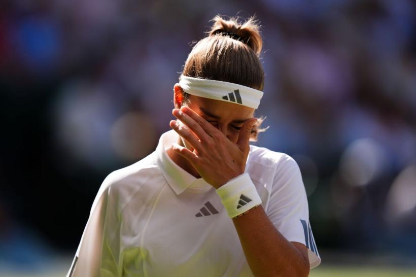 Linda Noskova scrie istorie la Wimbledon 2026. Prima victorie de Grand Slam după o finală spectaculoasă cu Karolina Muchova 19017738