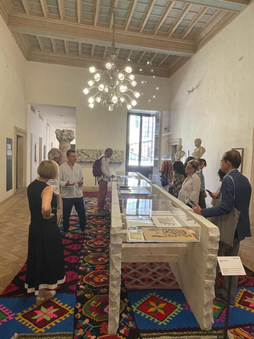 Mircea Cantor a inaugurat expoziția „Constelații ale Antichității” la Muzeul Palazzo Altemps din Roma 19017726