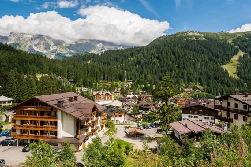 Nu toată Europa fierbe. Cinci locuri răcoroase ideale pentru vacanța din această vară 19017916