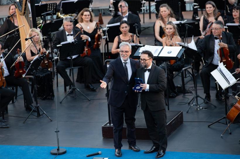 Orchestra Operei Naționale București, decorată cu Medalia Camerei Deputaților a Republicii Italiene. Concert de gală la Ravello Festival, dirijat de Daniel Jinga în încheierea semestrului românesc al Anului Cultural România – Italia 2026. 19018050