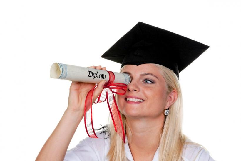 Nu știi încă la ce facultate să dai? Ghidul care te ajută să iei cea mai bună decizie
