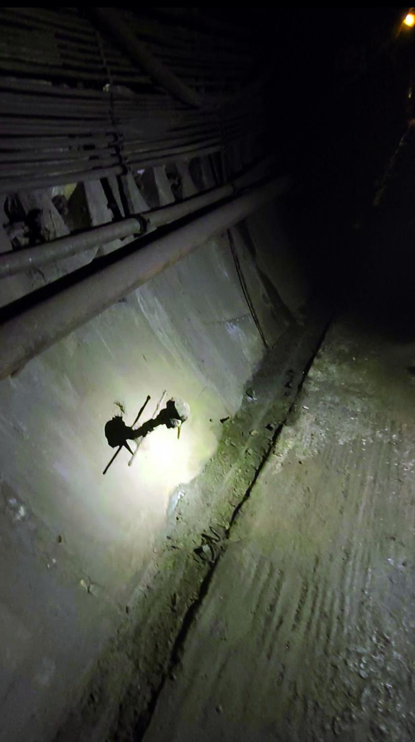 REPORTAJ. Tură de noapte la metrou: milioane de vieți garantate pe un caiet A4. Viața nevăzută a „liniorilor” din galeriile Metrorex 19018012
