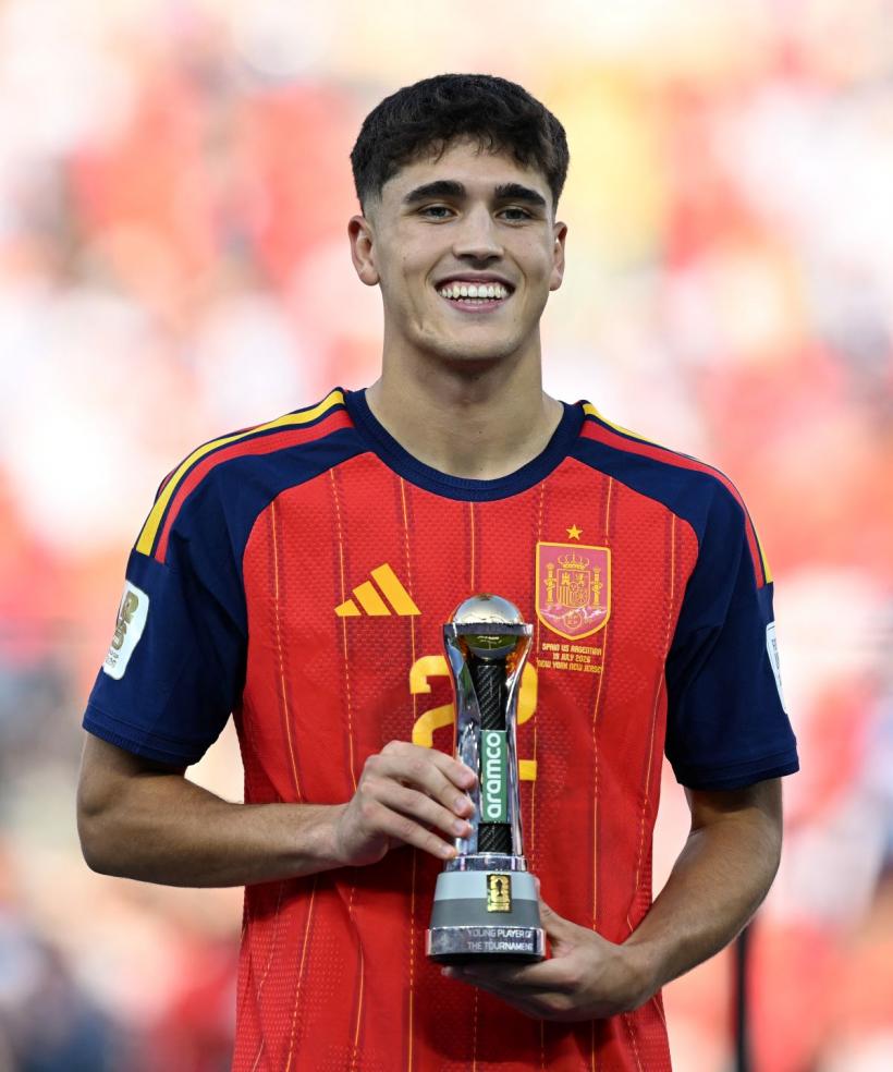 Cine este Nicoleta, românca aleasă să aducă un trofeu la finala Cupei Mondiale 2026 19019060