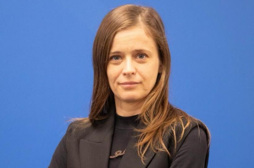 Subalterna lui Pîslaru de la MIPE, același „hobby” cu al șefului. Secretarul de stat care cerea decontarea cazării și-a cumpărat apartament lângă Bruxelles