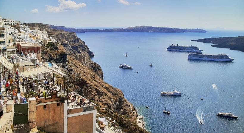 Ai 35 de milioane de euro? Poți cumpăra o insulă privată în Grecia