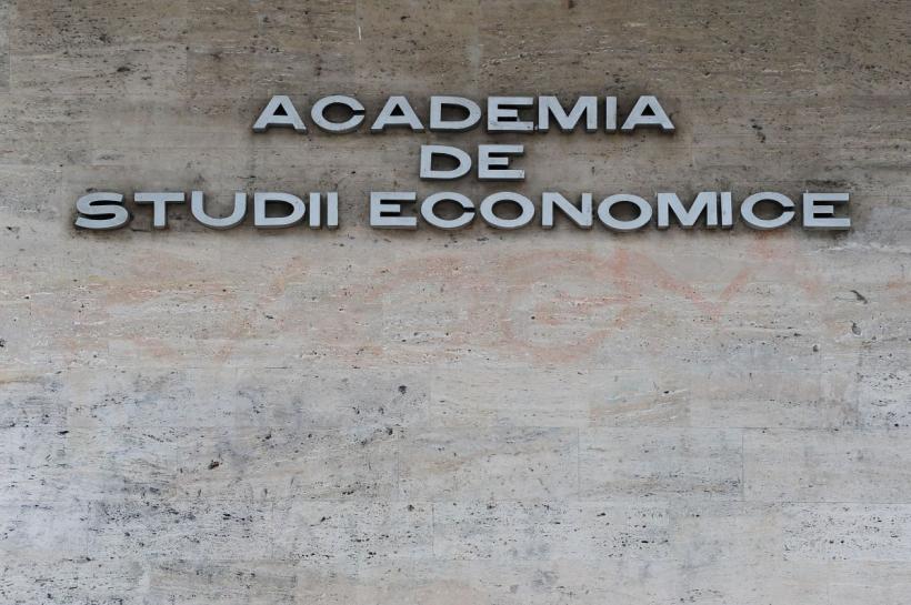 Admitere la facultate 2026. Actele fără de care nu te poți înscrie. Lista completă a documentelor cerute de cele mai mari universități din România