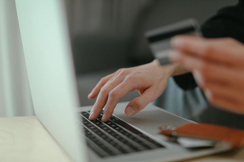 Tupeu 2026: magazin online de droguri, cu livrare la domiciliu. Cele mai noi metode de vânzări de stupefiante: prin curier rapid