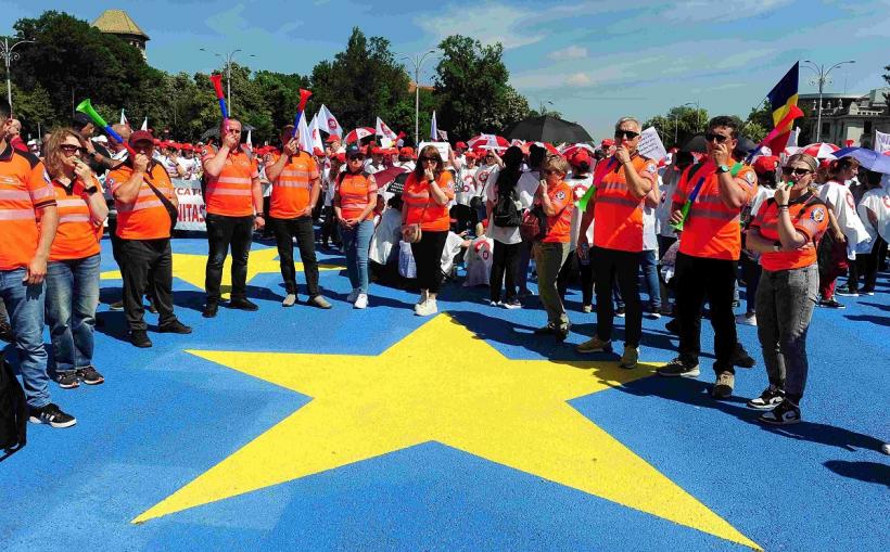 Reforma statului, o mare păcăleală. Directori rebotezați și pensionari trecuți la concedieri 19019932