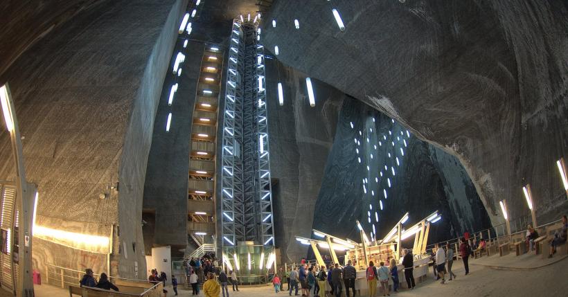 Salina Turda, comoara subterană a Transilvaniei, descoperită de jurnaliștii chinezi