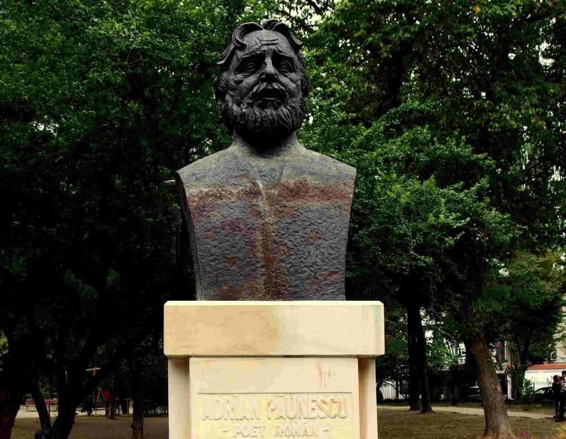Solicitare fără sens: ascunderea statuii lui Adrian Păunescu 