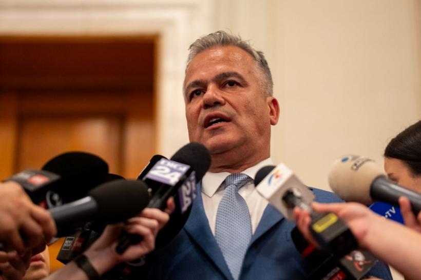 Adrian Veștea: Nicușor Dan nu a vrut să-l informeze pe Ilie Bolojan înainte de nominalizarea pentru funcția de premier