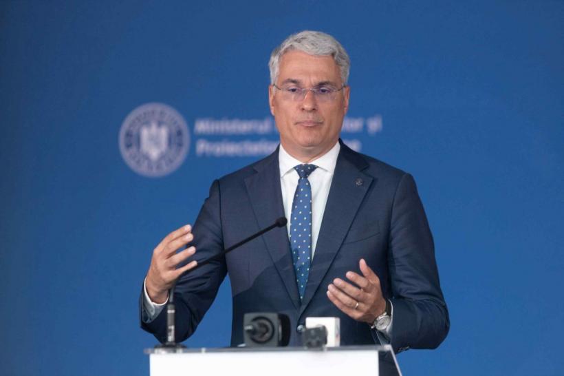 Tupeu de ministru. Pîslaru și-a șters declarația de avere, ca să primească locuință de serviciu
