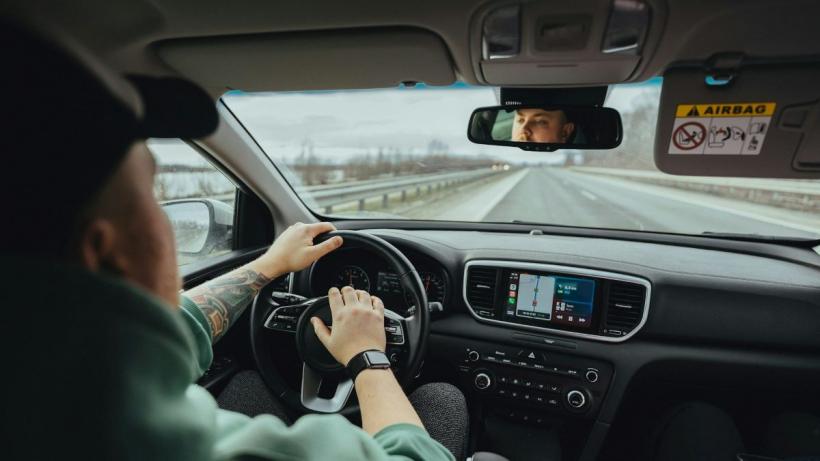 Schimbări majore pentru șoferi. Ministerul Sănătății rescrie regulile pentru obținerea permisului auto