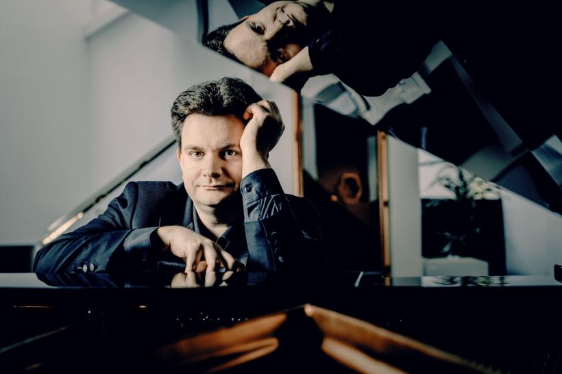 Concursul Internațional George Enescu 2026 debutează la Ateneul Român cu un concert-eveniment sub bagheta maestrului Cristian Măcelaru 19020857