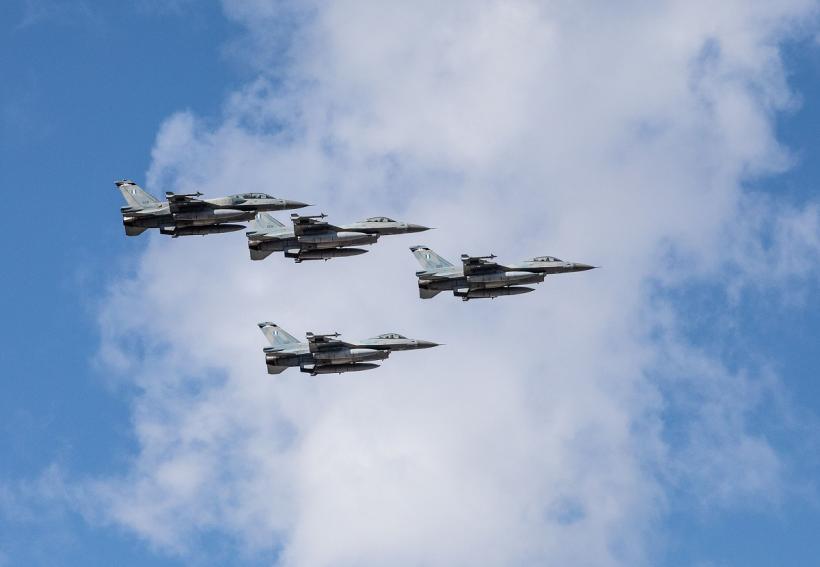 MApN intervine din nou la graniță: Avioane F-16 trimise să intercepteze o țintă aeriană în Tulcea