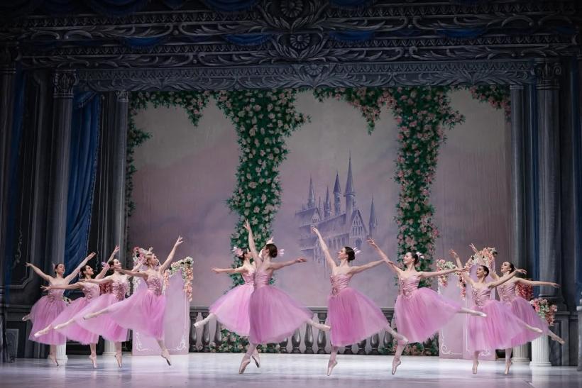 Ukrainian Classical Ballet revine la București, cu „Spărgătorul de nuci” şi „Lacul Lebedelor”, în cadrul unui amplu turneu european 19021260