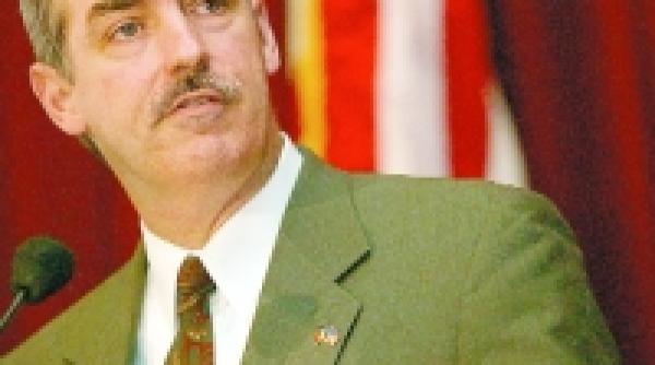 fost ambasador in romania strategul crouch