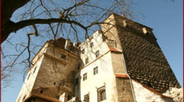 tunul de la bran specula pe bani publici