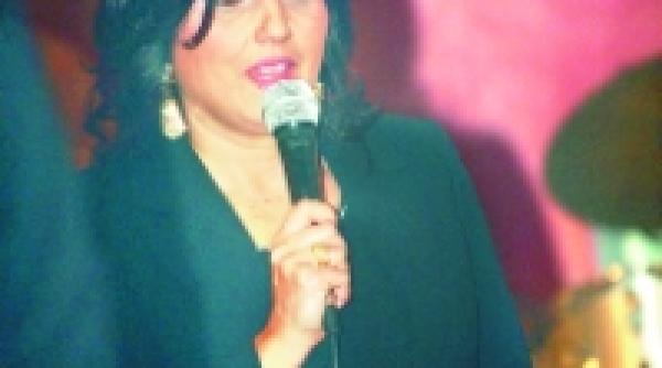 ingrijire vedete cu siluete