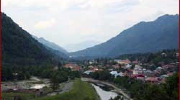 munti vanduti ca la piata