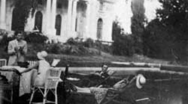 devastati de hoardele rasculatilor