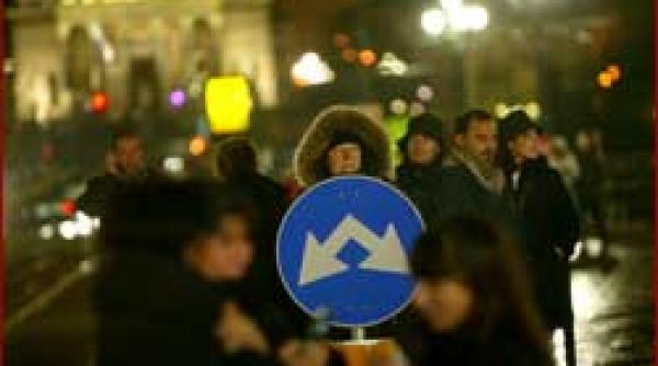 emigrantii cu pile gasesc slujbe un pic mai usor