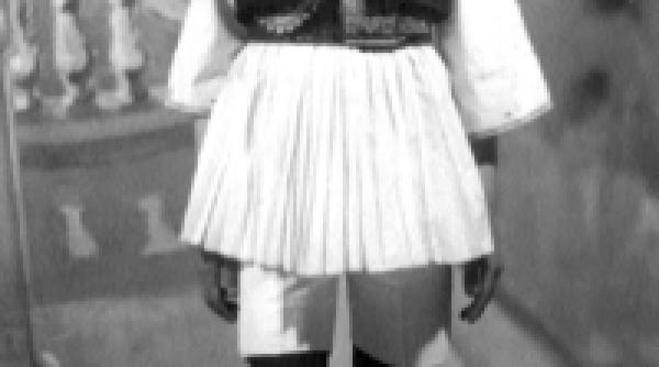 nu isi mai apartine nici lui